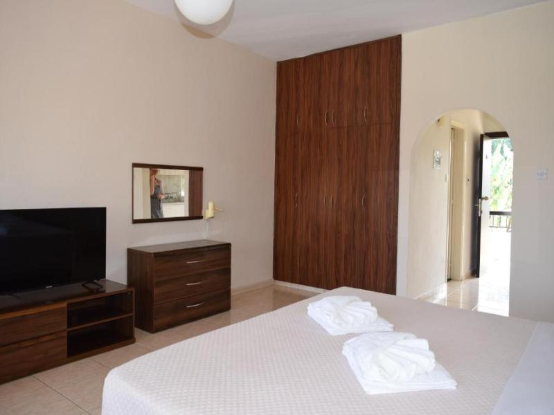 Anna Hotel Apartments image