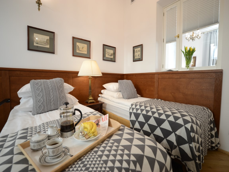 Crystal Suites Old Town image