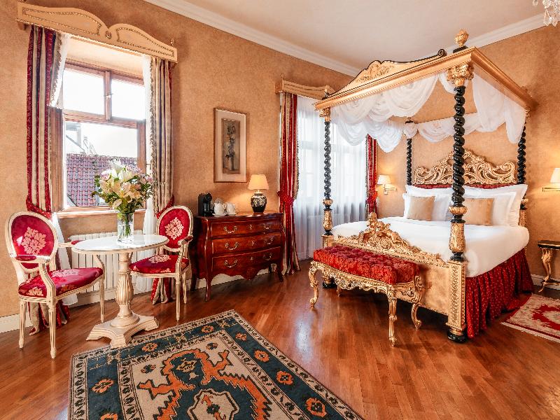 Alchymist Grand Hotel And Spa image