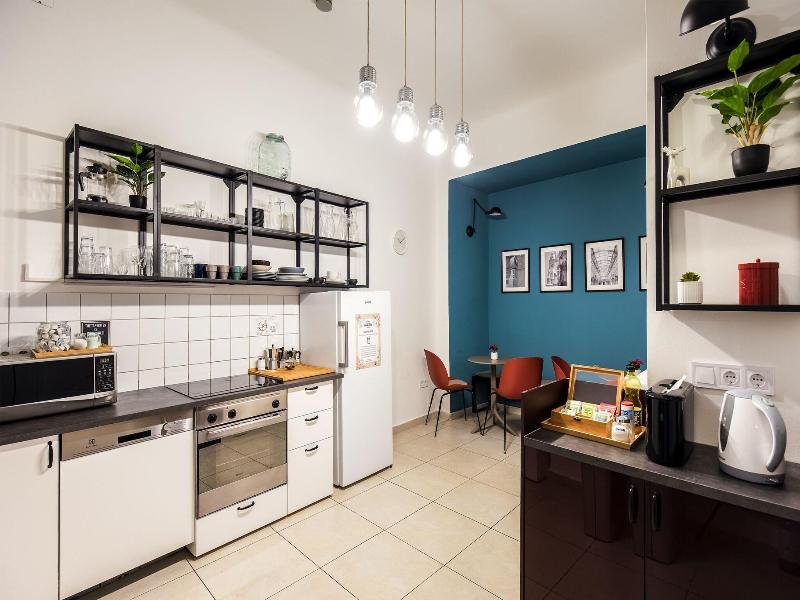 Maverick Hostel & Ensuites image