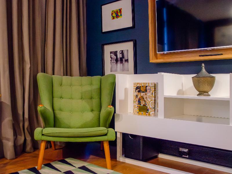 Browns Boutique Hotel image