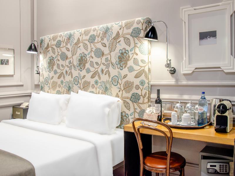 Browns Boutique Hotel image