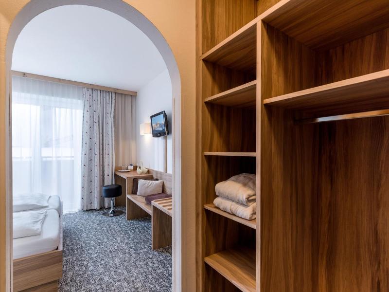 Hotel Gansleit image