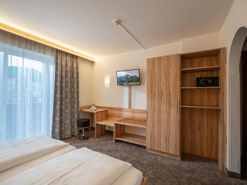 Hotel Gansleit image