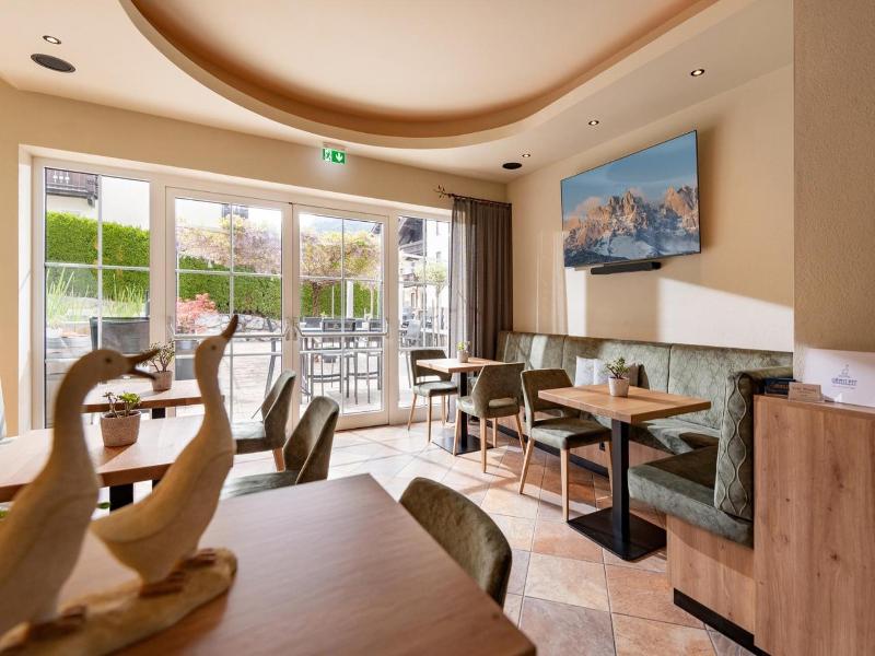 Hotel Gansleit image