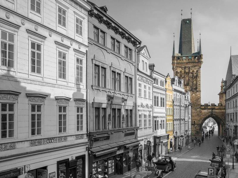 Charles Bridge Residence image