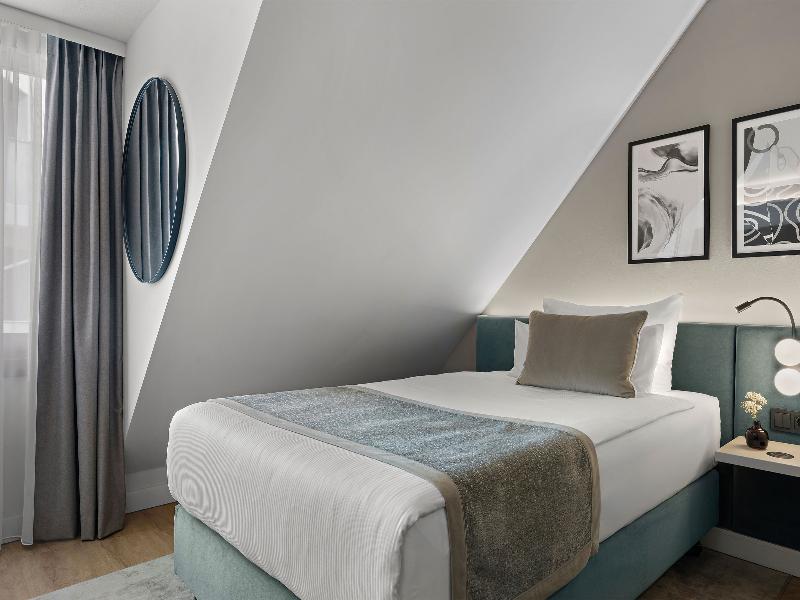 Leonardo Hotel Vienna Westbahnhof image