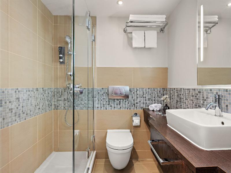 Leonardo Hotel Vienna Westbahnhof image