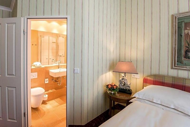 Hotel City House image