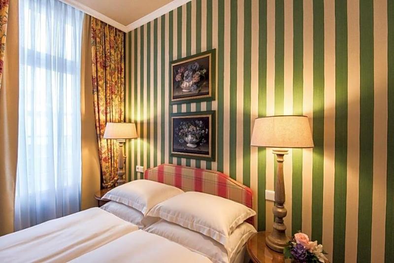 Hotel City House image