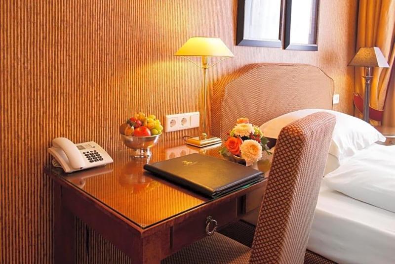 Hotel City House image