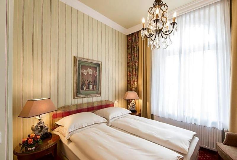 Hotel City House image