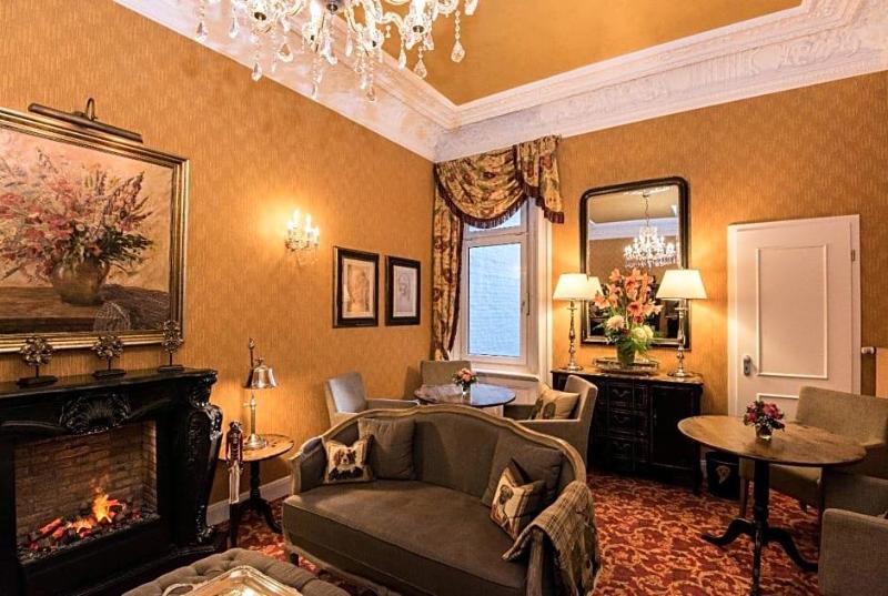 Hotel City House image