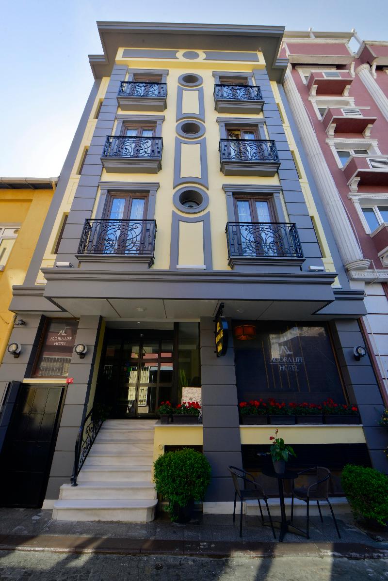 Life hotel стамбул. Old City Sultanahmet 4* Стамбул. Комфорт лайф отель Стамбул. Отель Marius Стамбул. Agora Life Hotel.