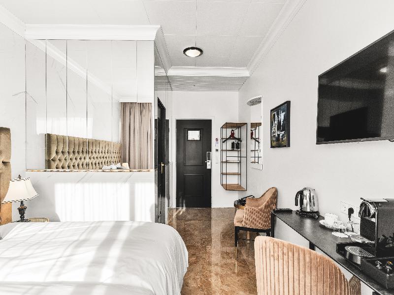 Hotel Keflavik image