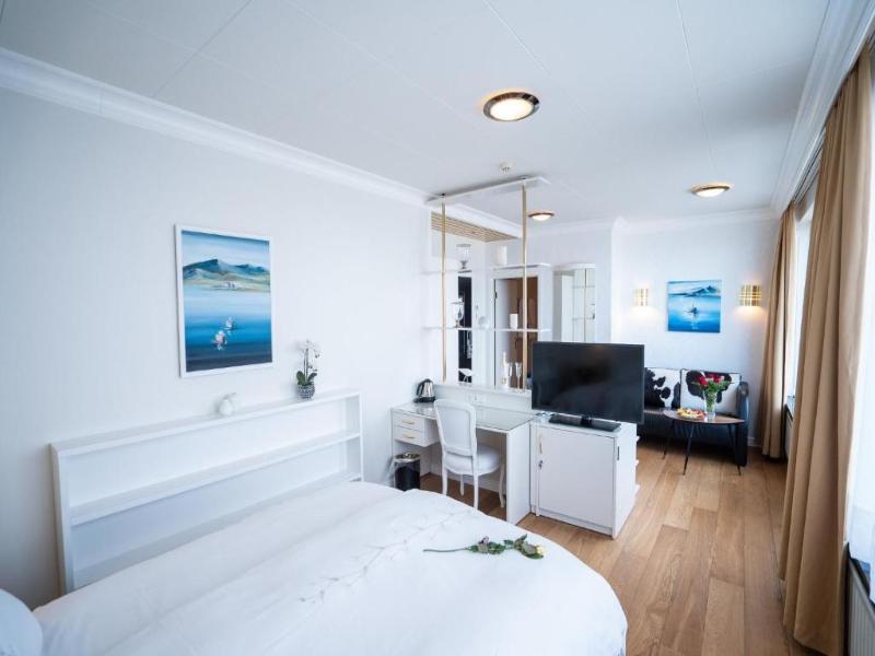 Hotel Keflavik image