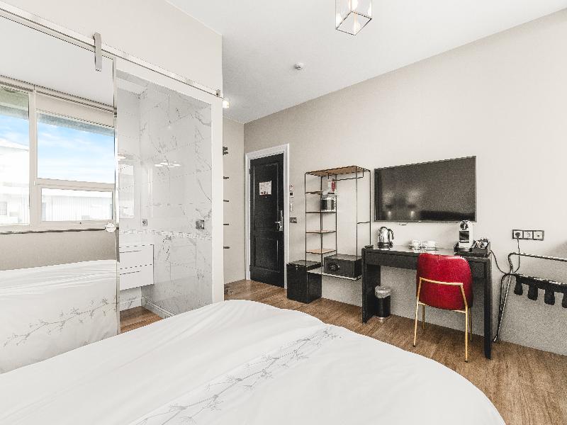 Hotel Keflavik image