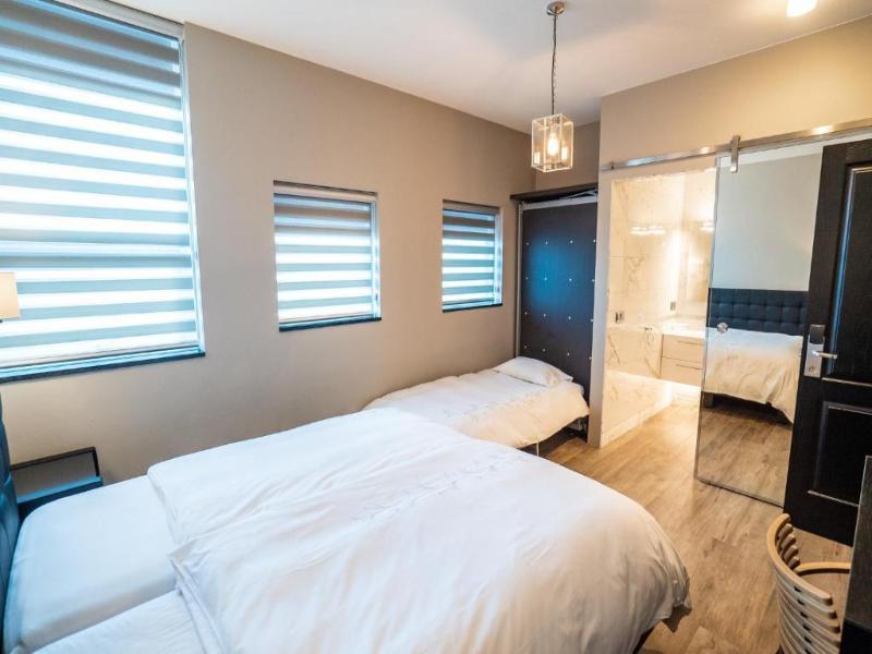 Hotel Keflavik image