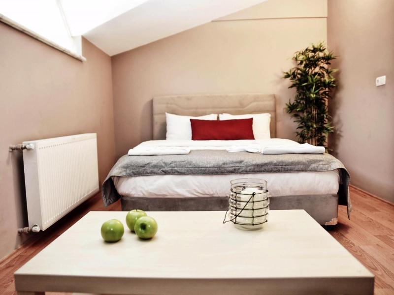 Akin Suites image