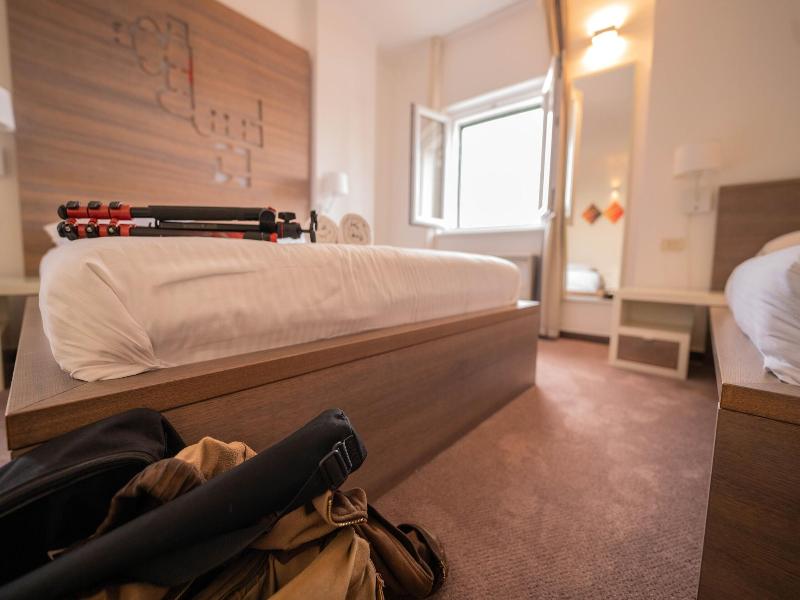 Slavija Culture Heritage Hotel image