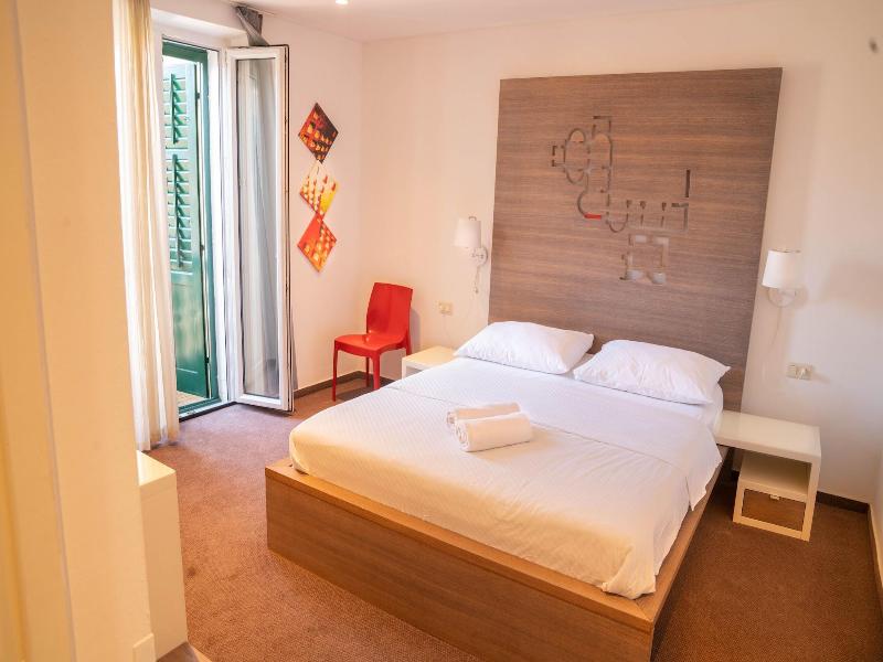 Slavija Culture Heritage Hotel image