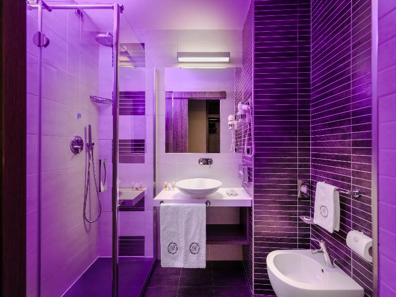 Hotel Mentana image