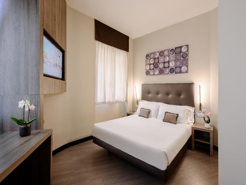 Hotel Mentana image