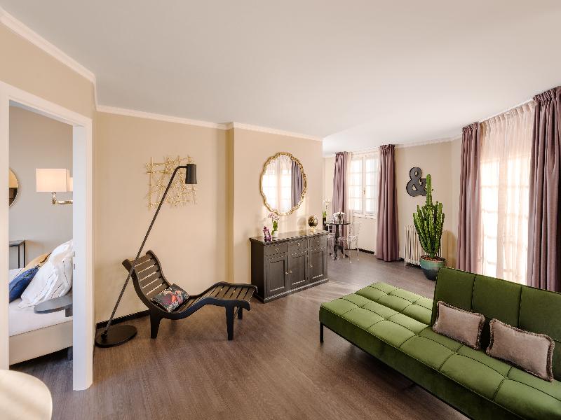 Hotel Mentana image