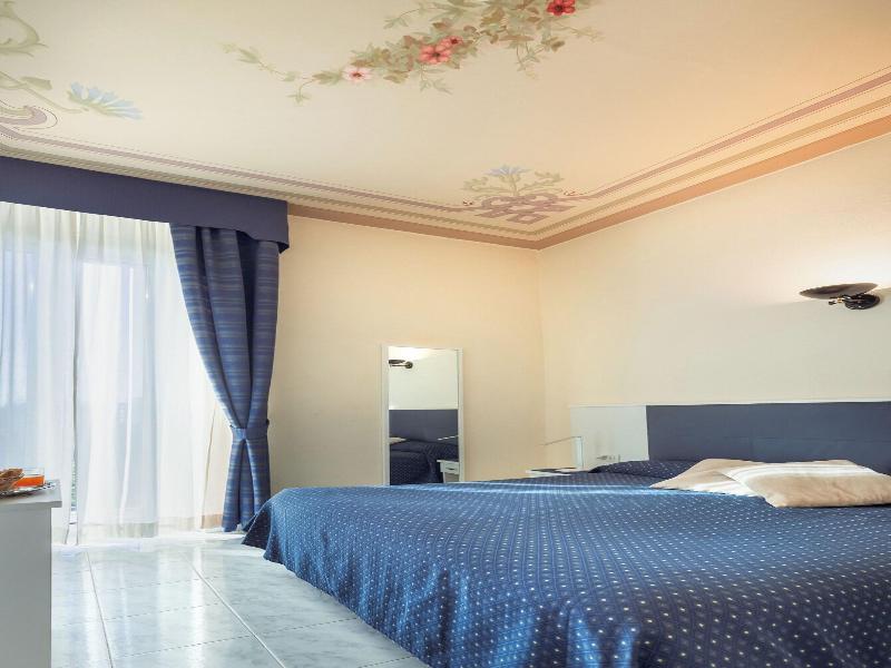 Hotel Stella image