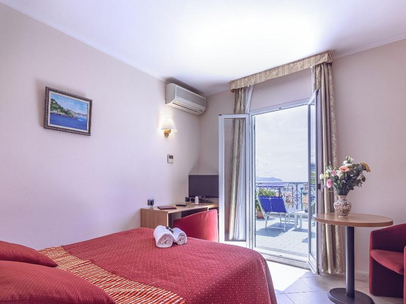 Hotel Stella image