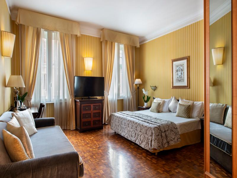 Hotel Cecil image
