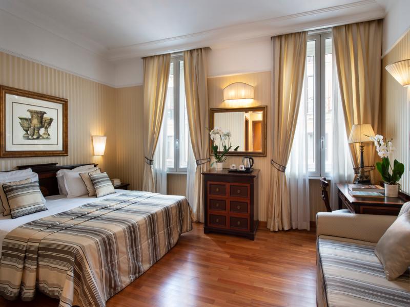 Hotel Cecil image