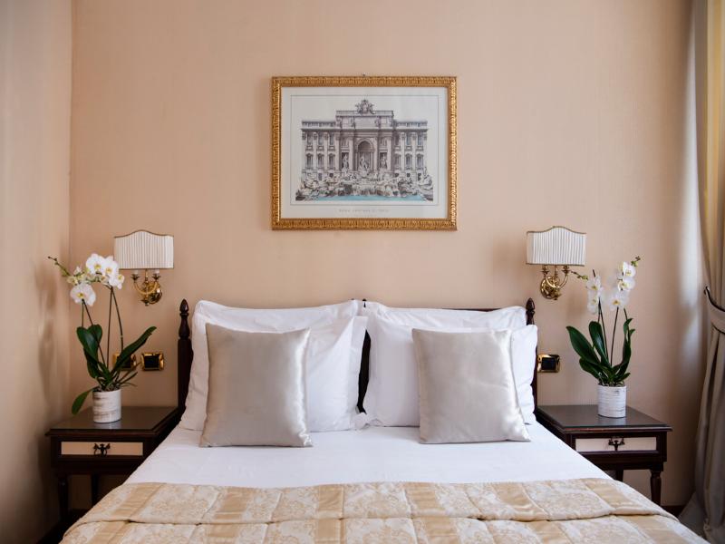 Hotel Cecil image