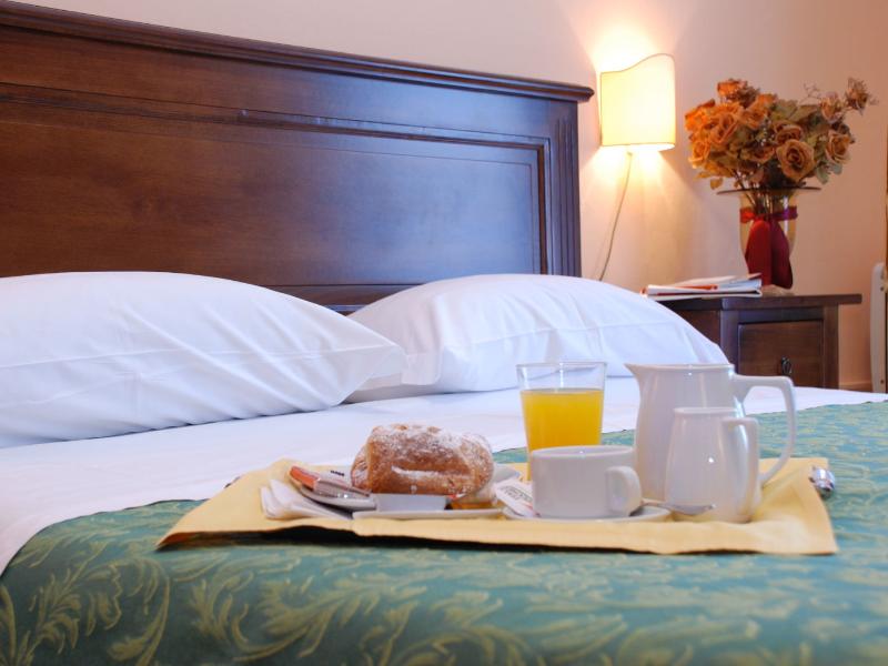 Hotel Del Centro image