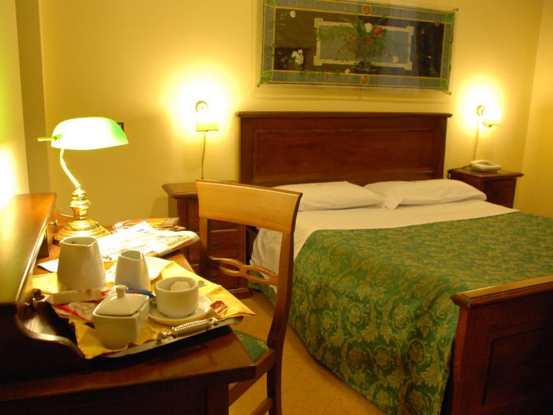 Hotel Del Centro image