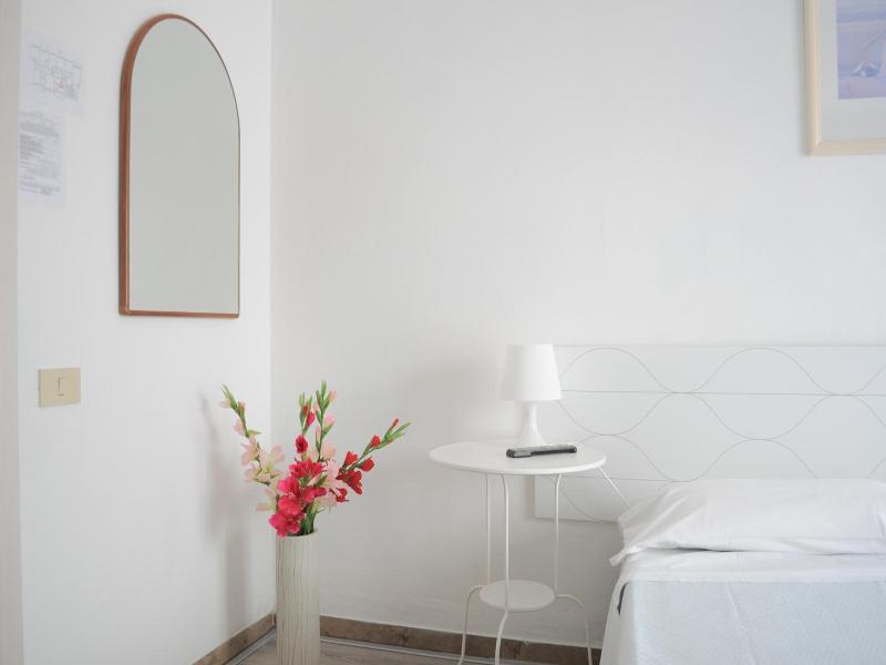 Hotel Cecile image