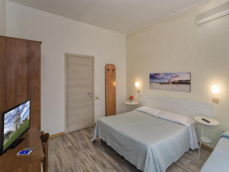 Hotel Cecile image