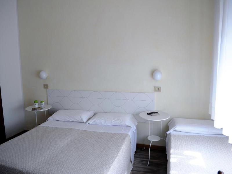 Hotel Cecile image