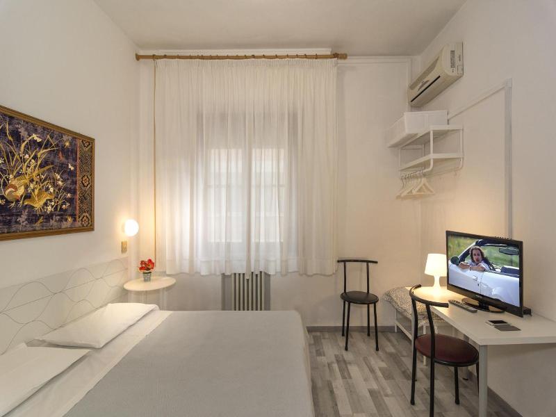 Hotel Cecile image