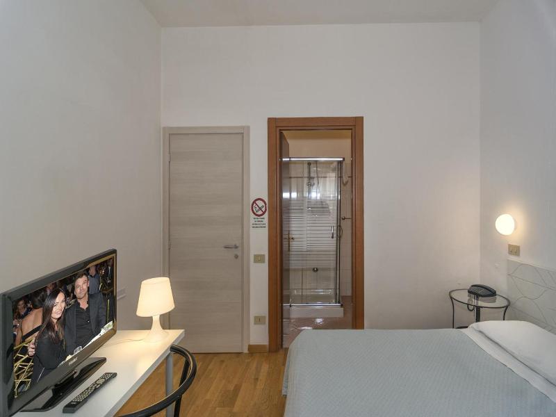 Hotel Cecile image