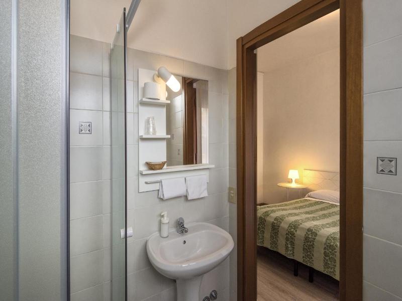 Hotel Cecile image