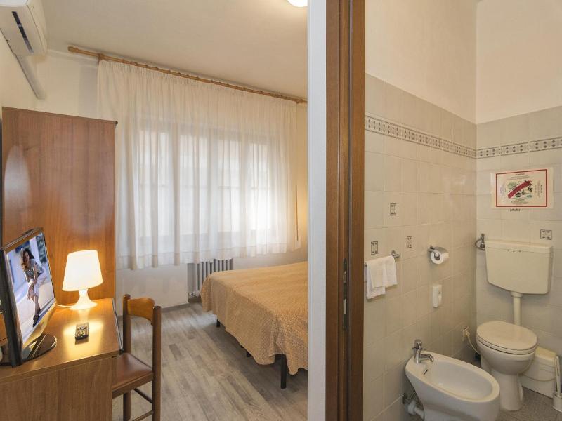 Hotel Cecile image