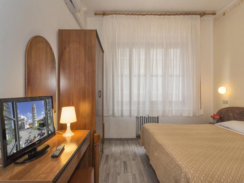 Hotel Cecile image