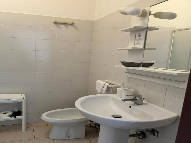 Hotel Cecile image