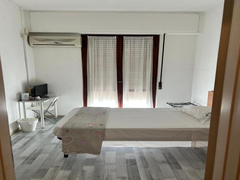 Hotel Cecile image