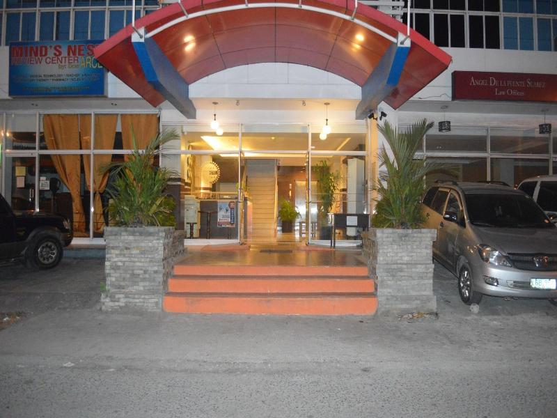 ALU Hotel Davao image