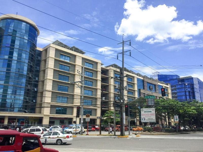 ALU Hotel Davao image