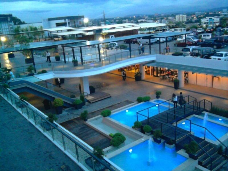 ALU Hotel Davao image