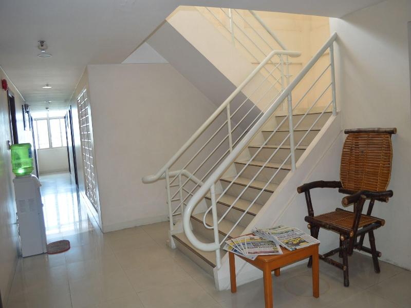 ALU Hotel Davao image