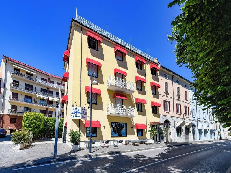 Hotel Aurora image